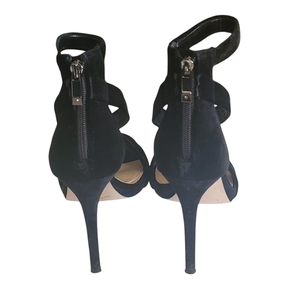 Imagine VINCE CAMUTO Devin Black Velvet Dress Sandals - Size 9.5 - Pre-owned - Picture 9 of 14